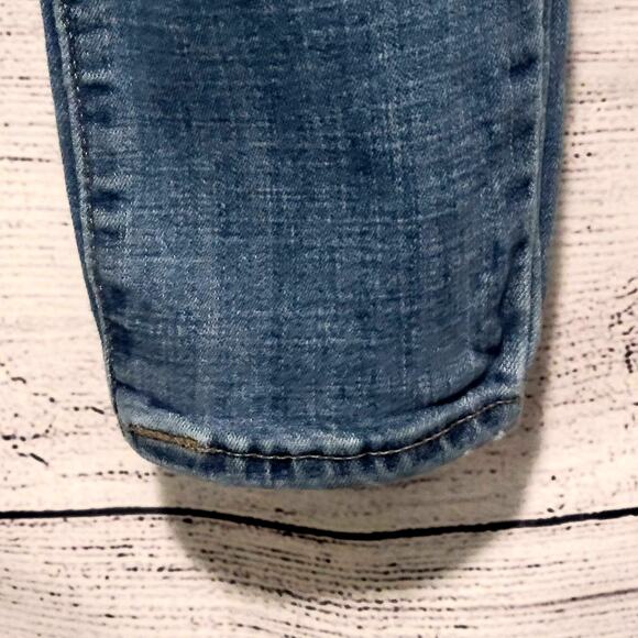 Levi's High Rise Light Wash Skinny Jeans Size 31 - Picture 4 of 10